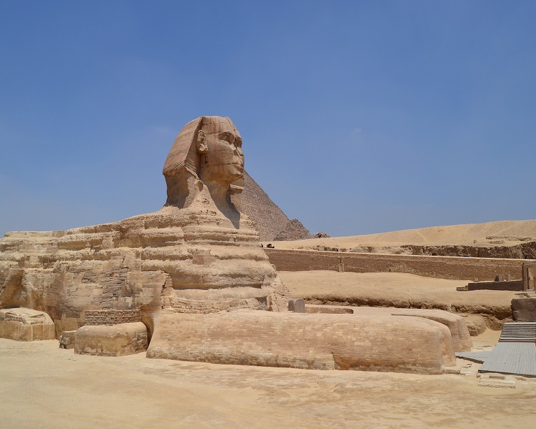 sphinx giza pyramids